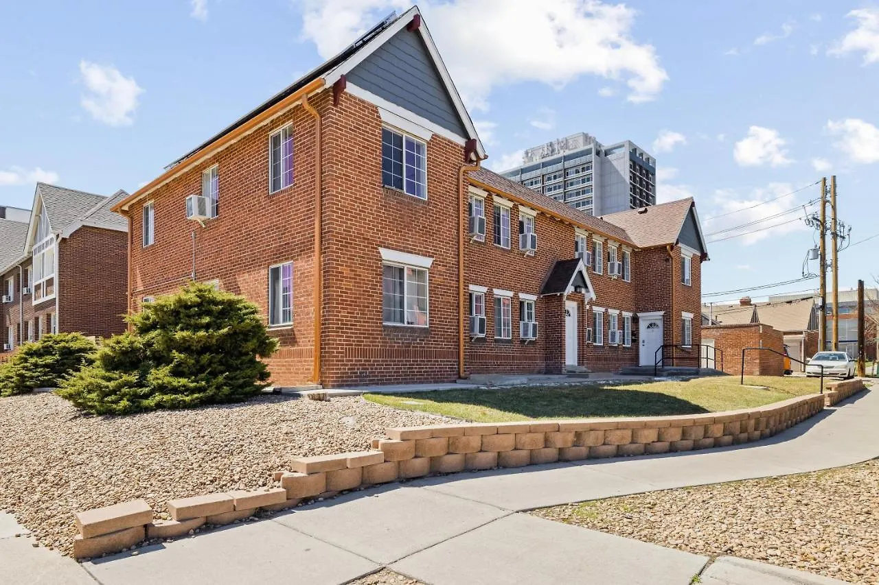 Stylish City Retreat - King Beds - Walk To Sloans Lake DEN 0*,  USA
